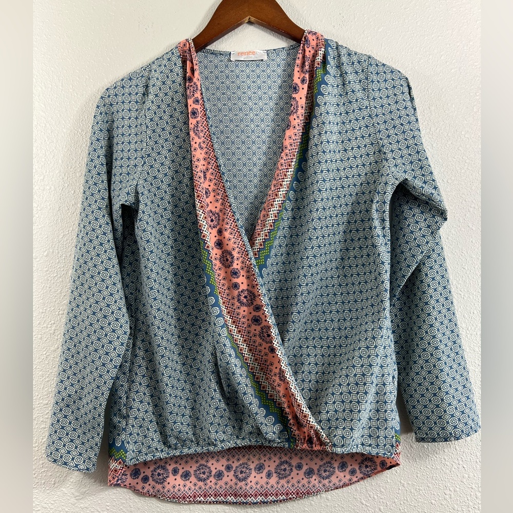 Renee C Landry Cross Front Abstract Print Blouse Drape Top Size Small - Picture 11 of 11